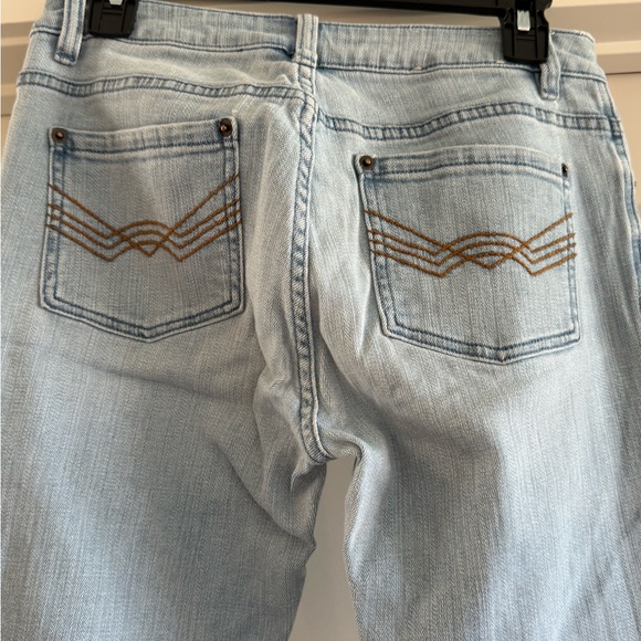 Idyllwind Light Blue Flare Jeans - Picture 5 of 6